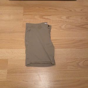 Men’s crown and ivy size 34 shorts